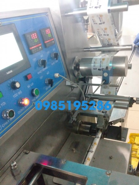 Máy đóng gói bánh sữa chua