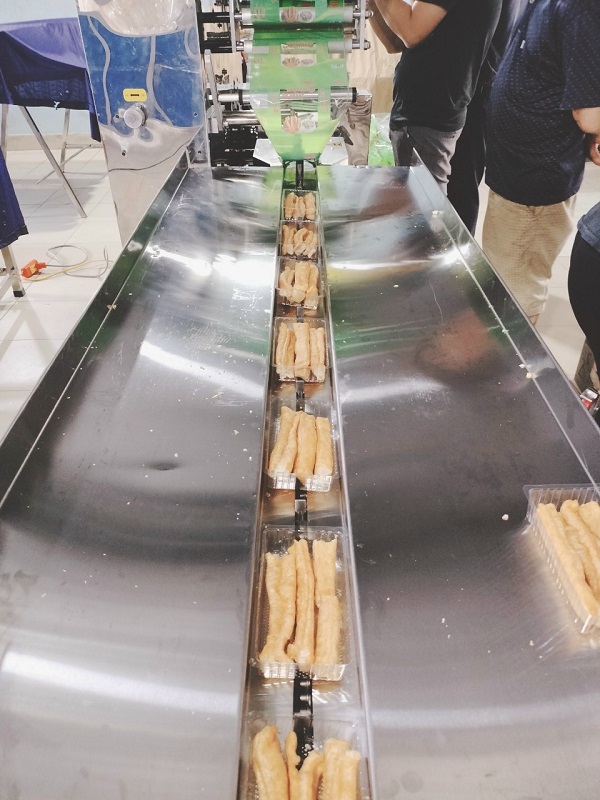 Máy đóng gói Quẩy